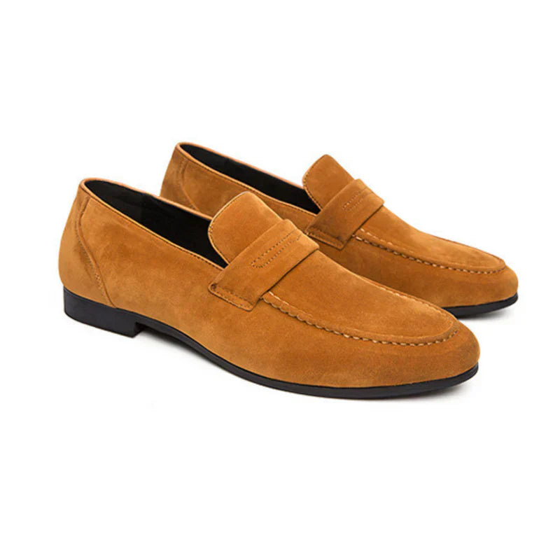 The Label ™ | Oud Geld Suede Strap Loafers