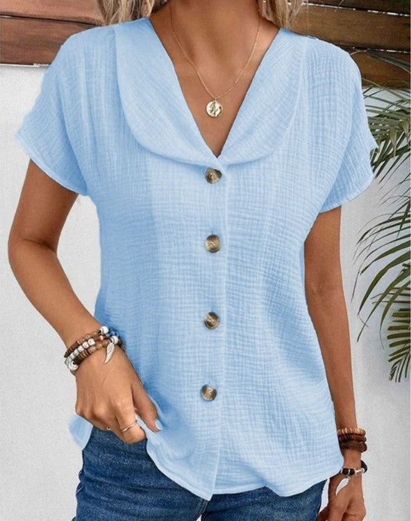 BLOUSE WITH COLLAR AND BUTTON CLOSURE