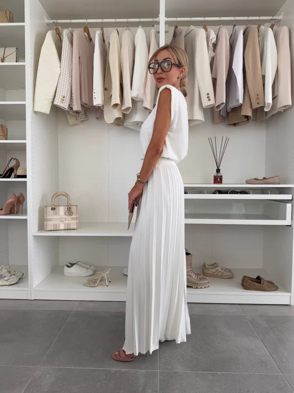 TOP AND PANTS SET